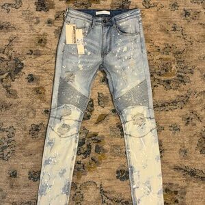Men's Light Blue Distressed Skinny Jeans
